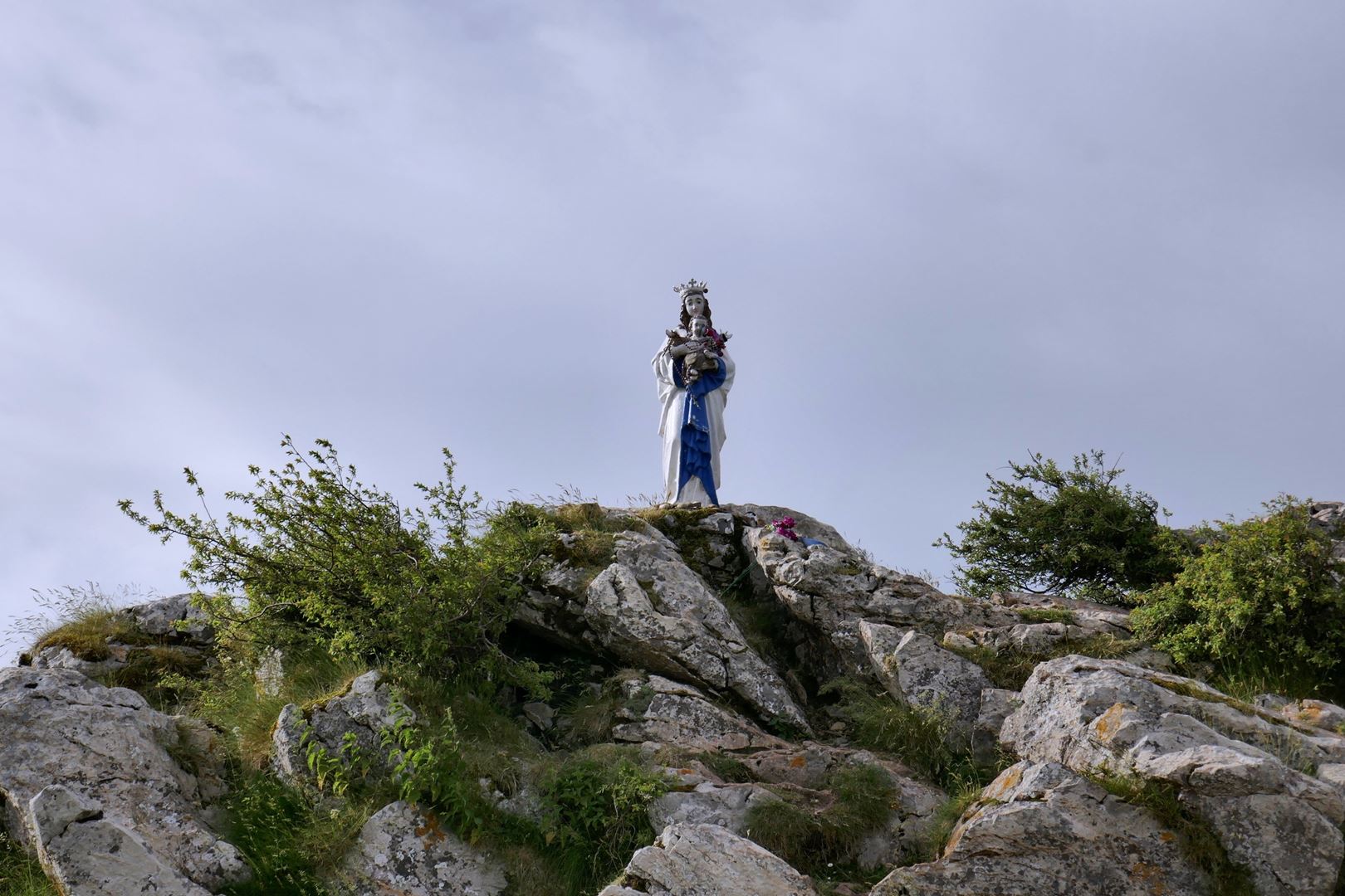 Marija v Pirenejih