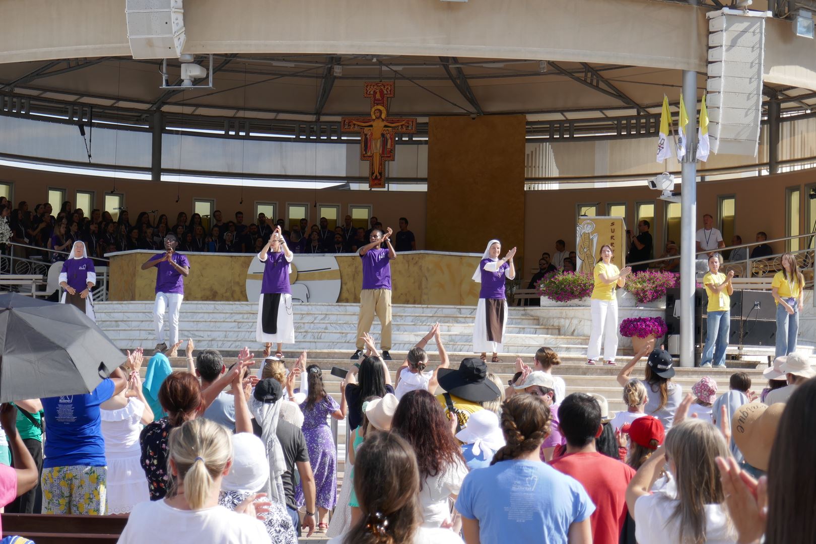 6. 8. D. Glasba in ples