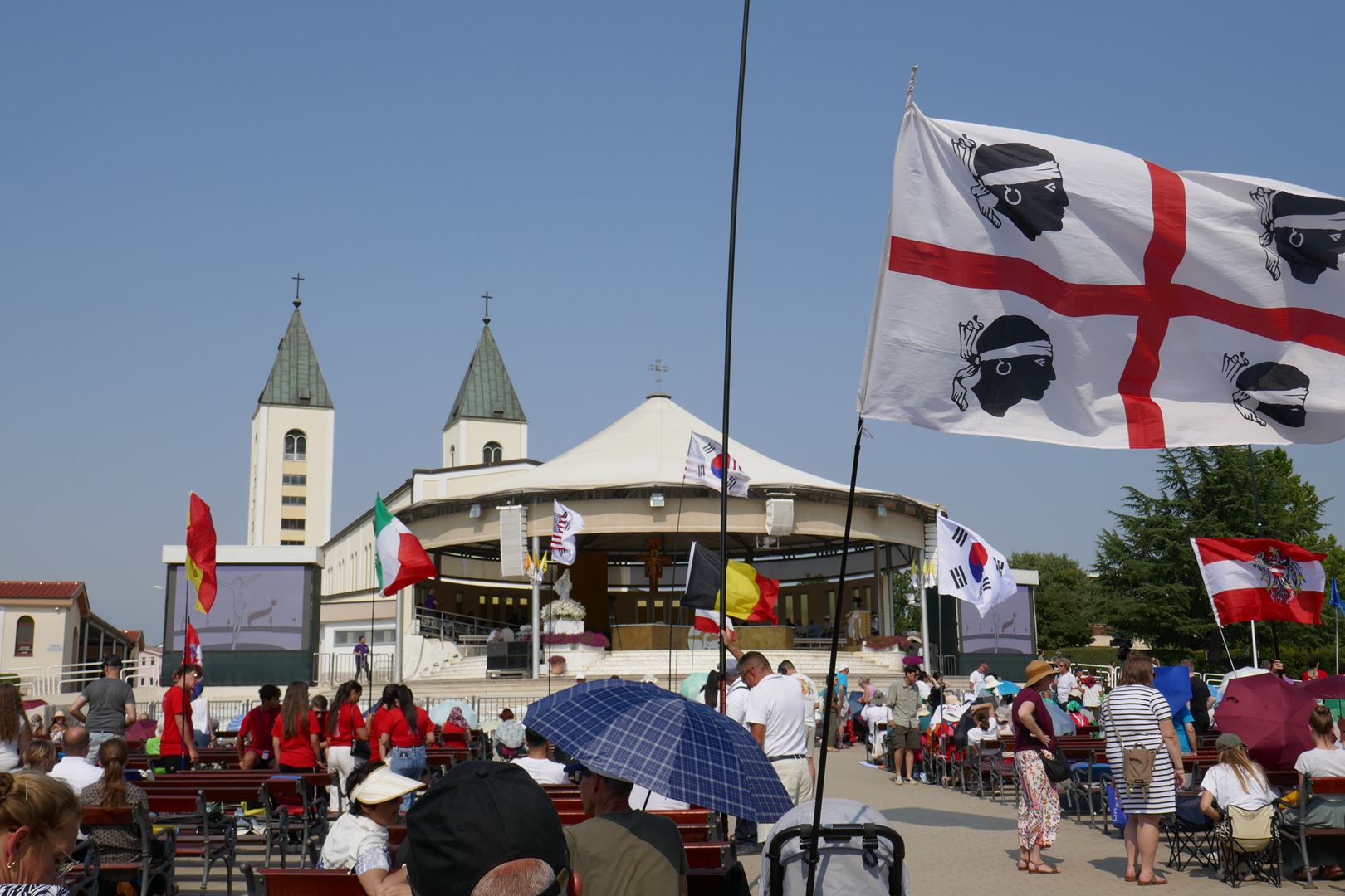 6. 8. D. Predavanja in pričevanja