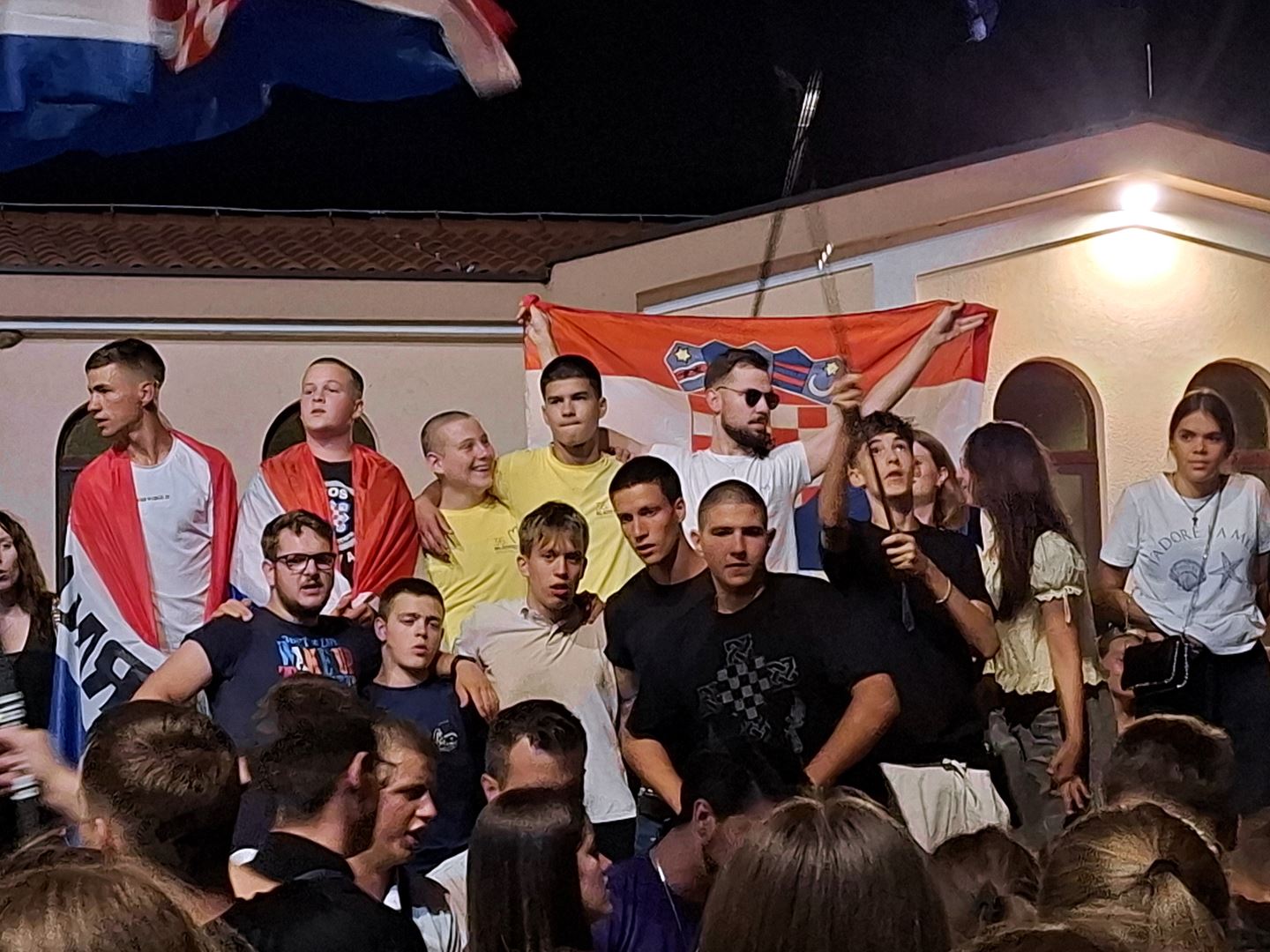 6. 8. P. Nočni spored pred Cerkvijo