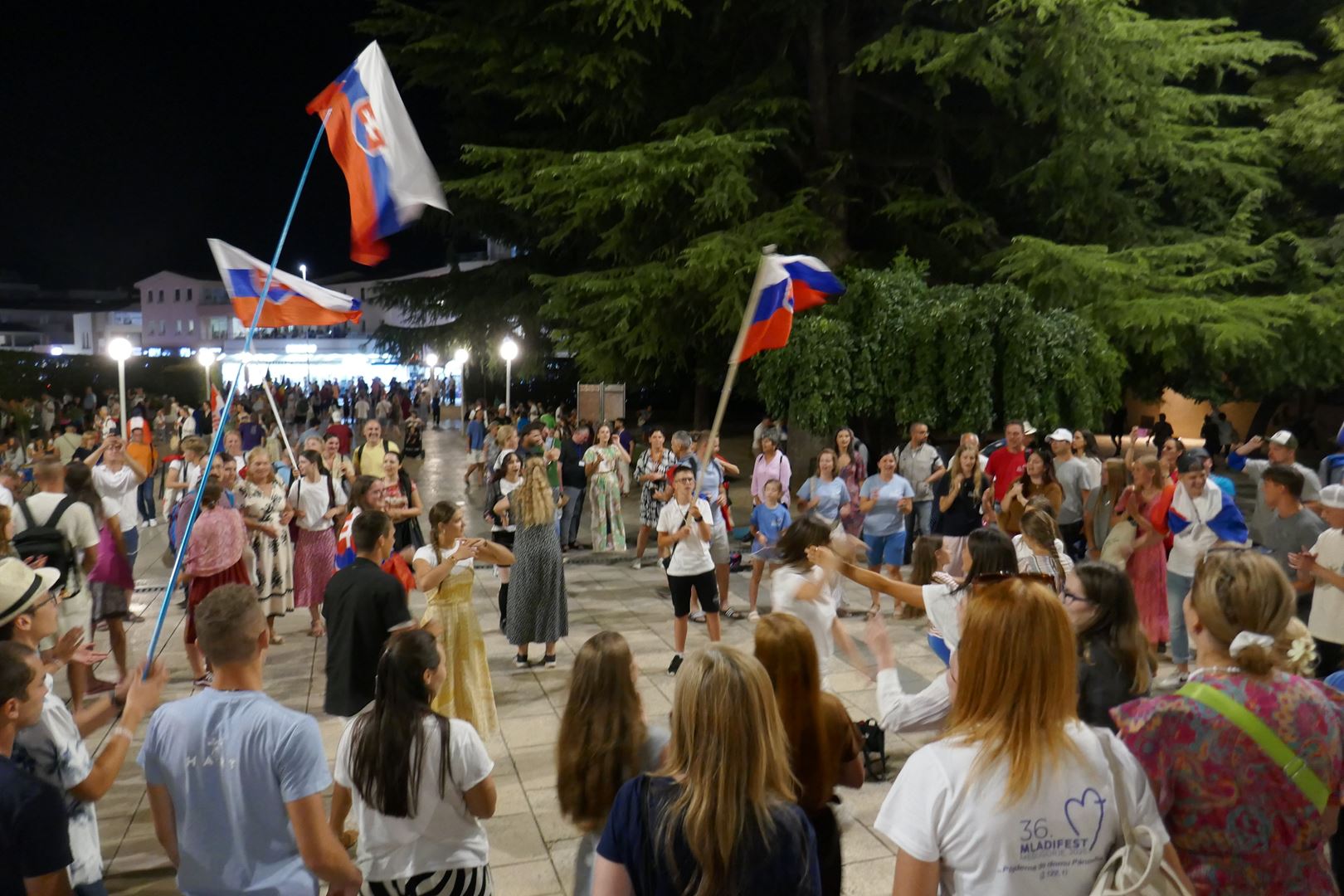 5. 8. P. Nočni spored pred Cerkvijo