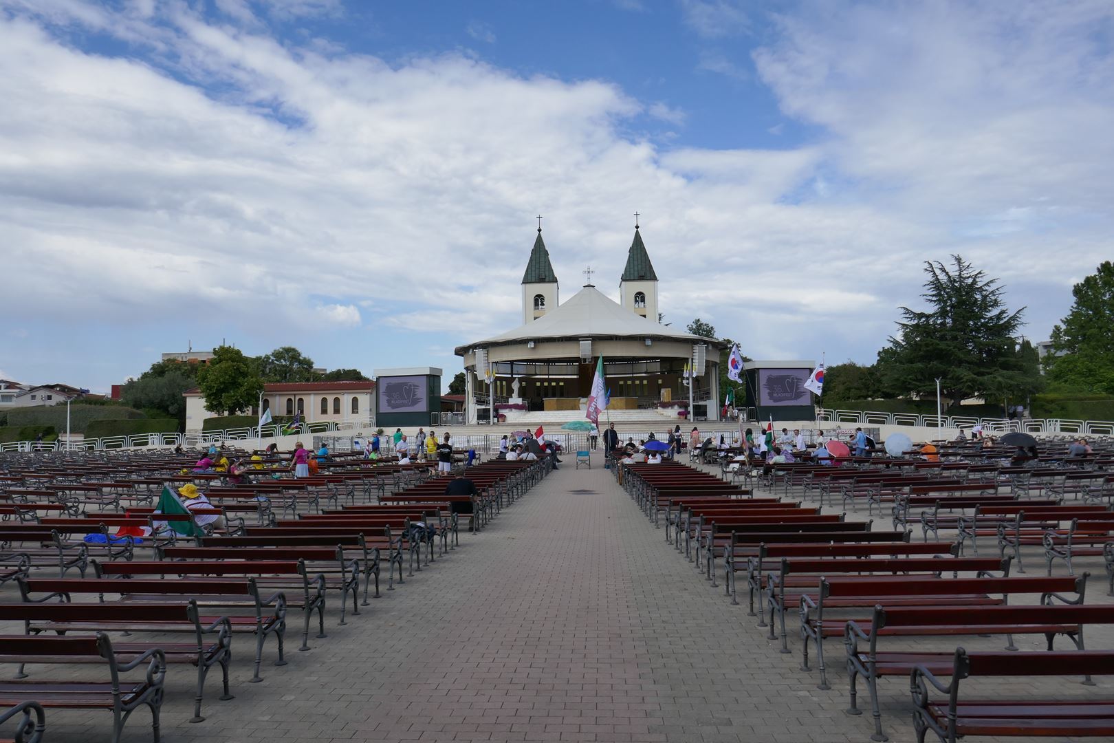4. 8. P. Popoldansko zbiranje