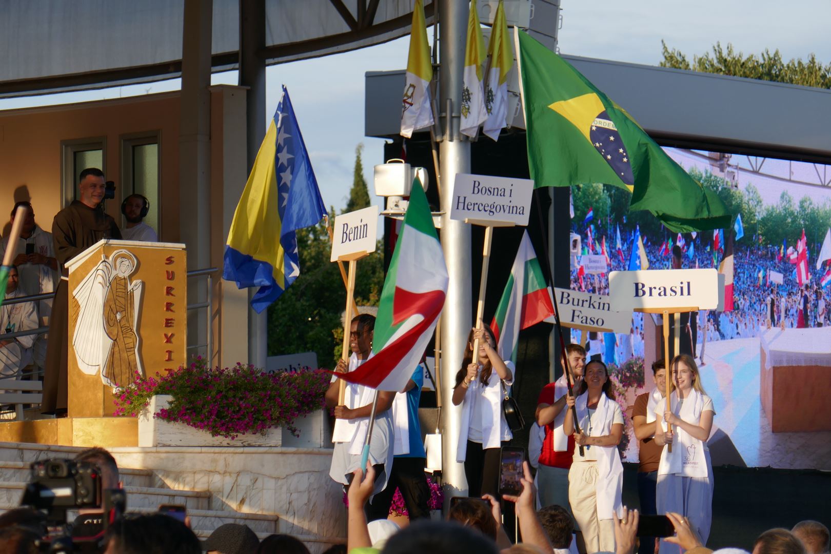 4. 8. P. Predstavitev skupin