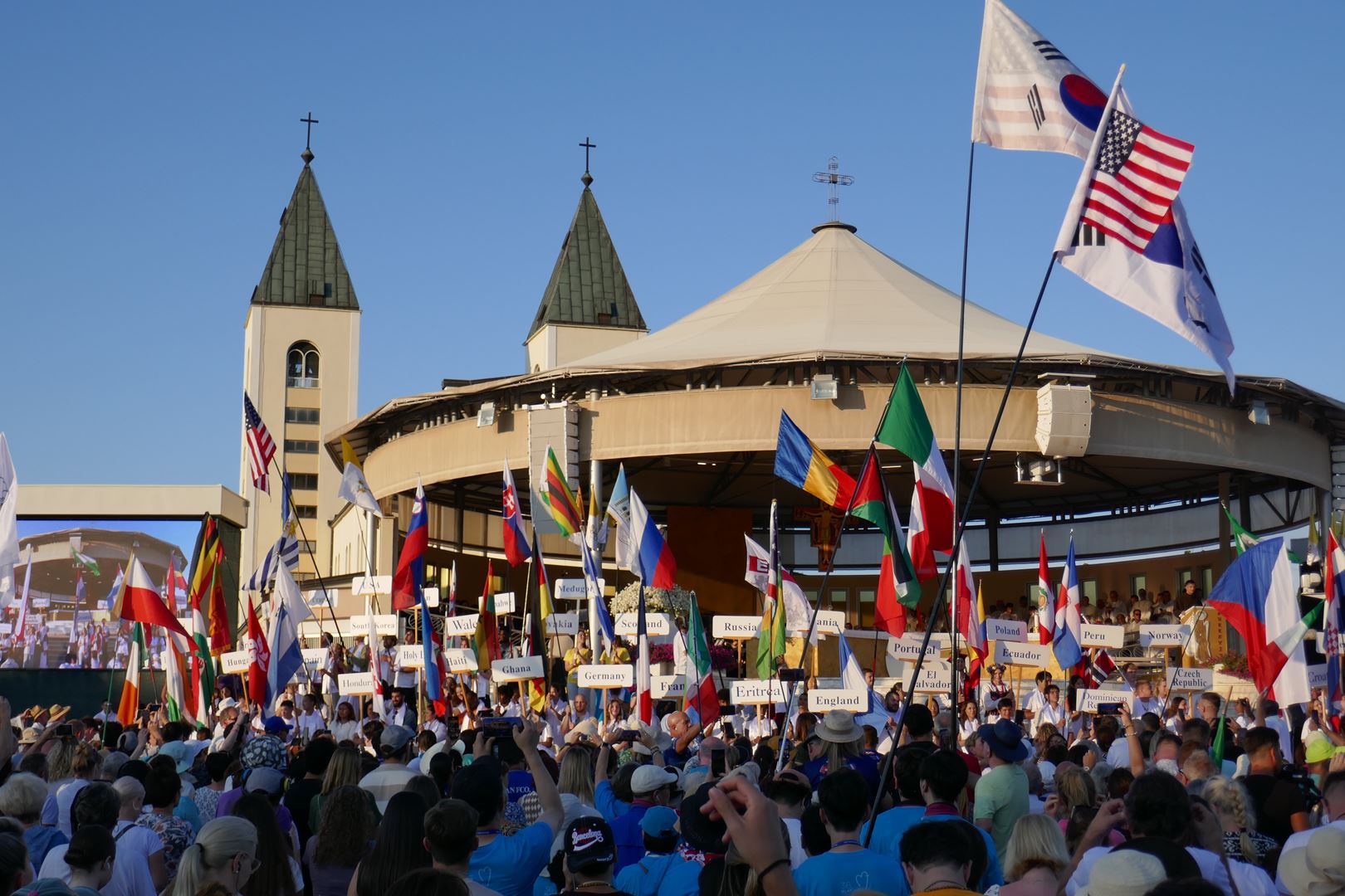 4. 8. P. Predstavitev skupin