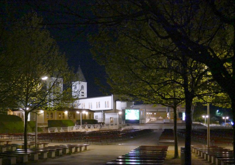 cerkev4.jpg